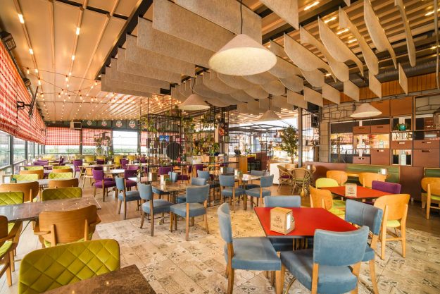 Shwed-Bistro-Restaurant-GAL05